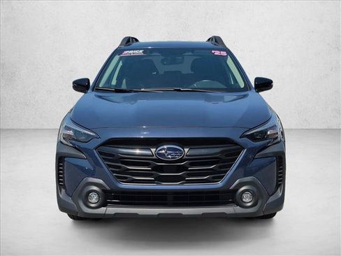 Certified 2025 Subaru Outback Onyx Edition AWD/4WD image 2