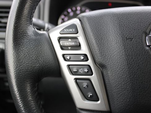 Certified 2022 Nissan Titan SV w/ SV Convenience Package image 30