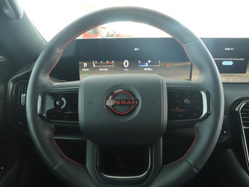 Used 2025 Nissan Armada PRO-4X image 15