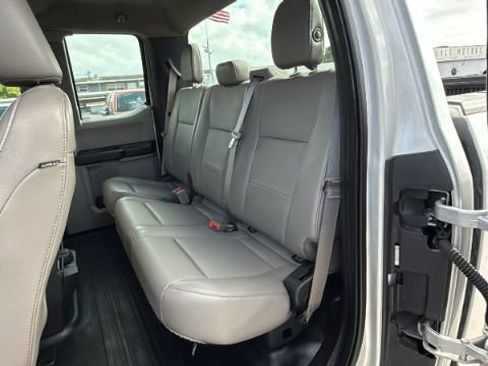 Used 2018 Ford F150 XL w/ Equipment Group 101A Mid AWD/4WD image 25
