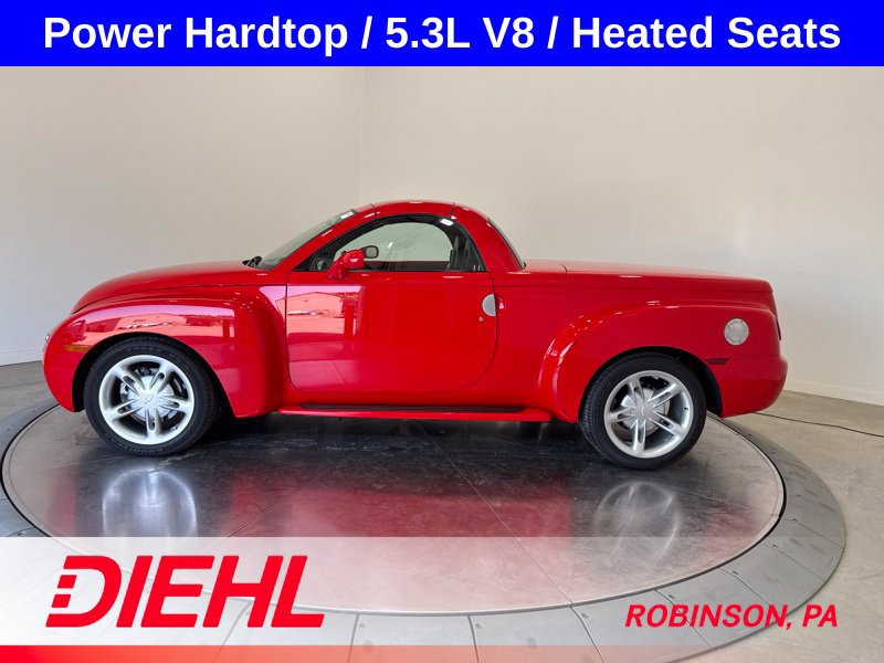 Used 2004 Chevrolet SSR w/ Preferred Equipment Group RWD image 7