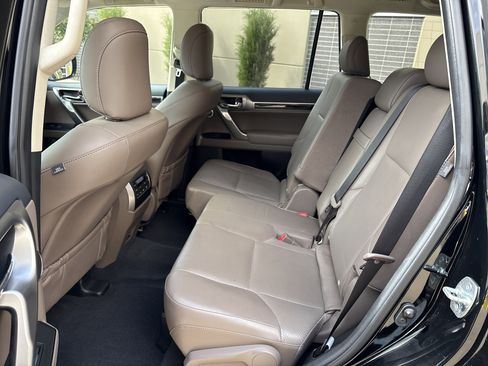 Certified 2022 Lexus GX 460 Luxury image 31