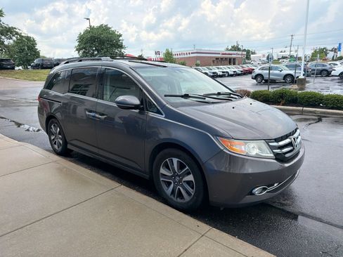 Used 2014 Honda Odyssey Touring Elite image 26