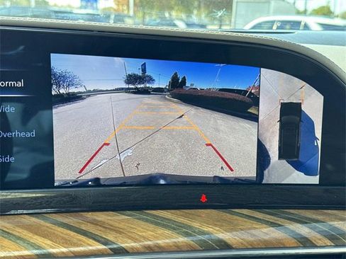 Used 2021 Cadillac Escalade Sport Platinum w/ LPO, ONYX Package image 29