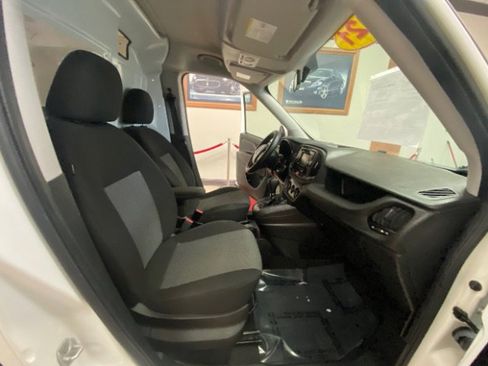 Used 2021 RAM ProMaster City Tradesman w/ Window Group 09 image 21