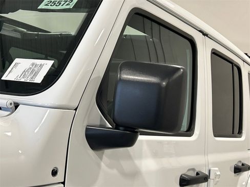 New 2025 Jeep Wrangler Sahara w/ Technology Group image 13