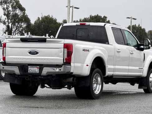 Used 2019 Ford F450 Lariat w/ Lariat Ultimate Package AWD/4WD image 4