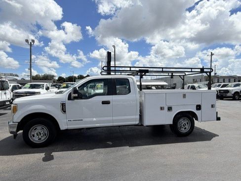 Used 2017 Ford F250 XL w/ Power Equipment Group RWD image 9