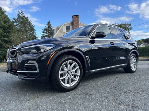 Used 2021 BMW X5 xDrive40i image 4