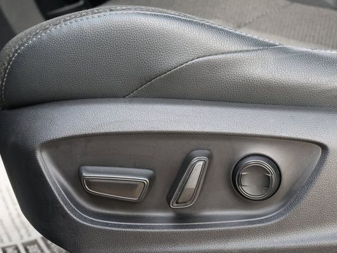 Used 2024 Toyota bZ4X XLE image 29