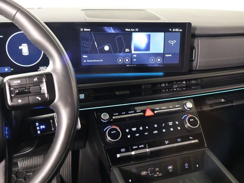 Used 2024 Hyundai Santa Fe Calligraphy image 5