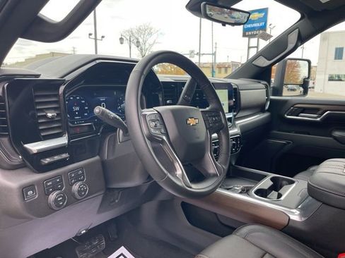 Certified 2024 Chevrolet Silverado 2500 High Country w/ Technology Package image 11