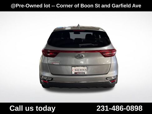 Used 2022 Kia Sportage LX AWD/4WD image 4