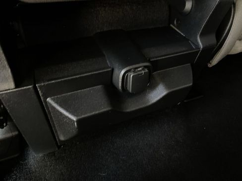 Used 2020 Ford F250 XLT w/ XLT Premium Package image 20