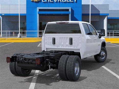 New 2025 Chevrolet Silverado 3500 W/T w/ WT Convenience Package AWD/4WD image 4