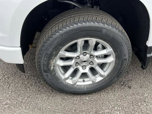 New 2026 Chevrolet Silverado 1500 RST image 9