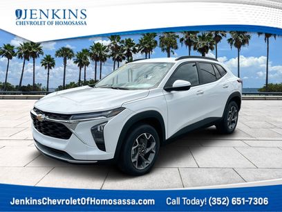 New 2025 Chevrolet Trax LT w/ Driver Confidence Package