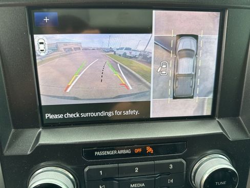 Used 2020 Ford F150 Platinum w/ Equipment Group 701A Luxury AWD/4WD image 28