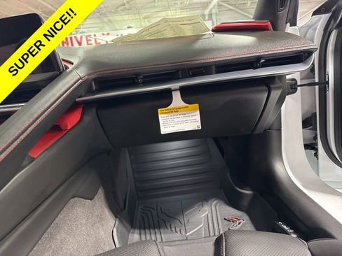 Used 2026 Chevrolet Corvette Stingray Preferred Cpe w/ Z51 Performance Package RWD image 32