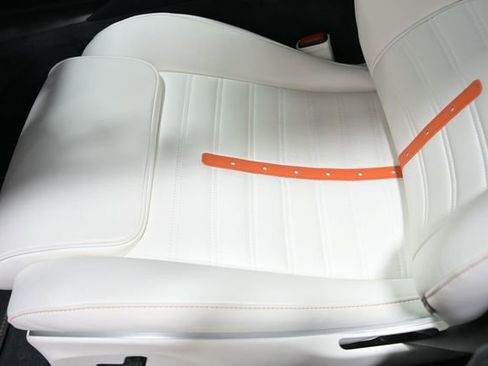 Used 2026 Ferrari Purosangue image 33