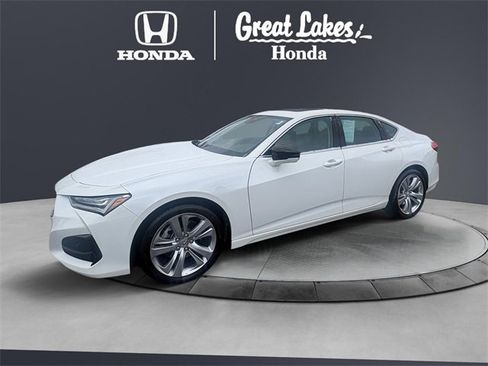 Used 2022 Acura TLX w/ Technology Package image 2