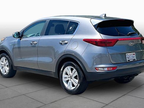 Used 2018 Kia Sportage LX AWD/4WD image 11