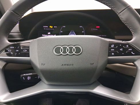 Certified 2025 Audi Q5 Premium w/ Convenience Package image 14