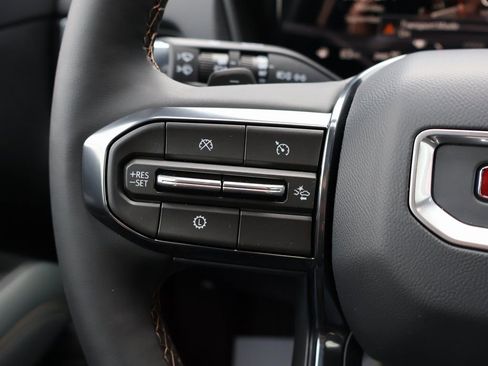 New 2026 GMC Terrain AT4 w/ Technology Package II AWD/4WD image 15