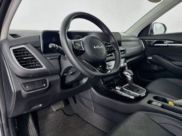Used 2024 Kia Seltos SX AWD/4WD image 9