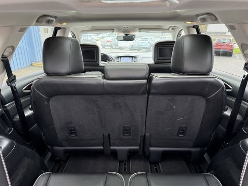 Used 2016 INFINITI QX60 Luxe w/ Deluxe Technology Package AWD/4WD image 39