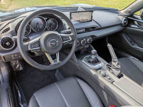 New 2025 MAZDA MX-5 Miata Grand Touring RWD image 25