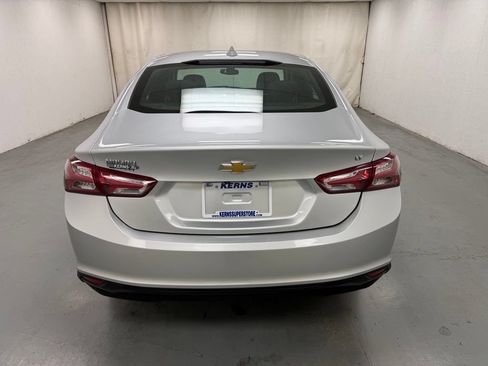 Used 2021 Chevrolet Malibu LT FWD image 4