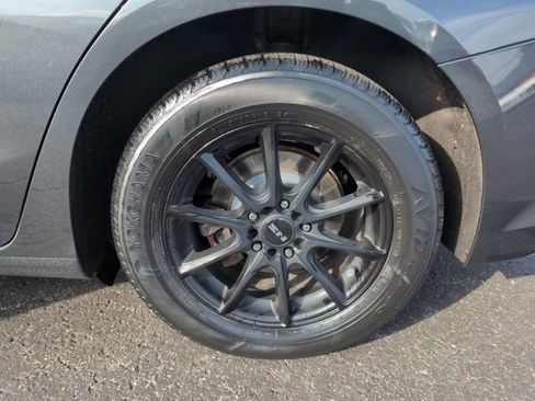 Used 2017 Chevrolet Malibu LS image 23