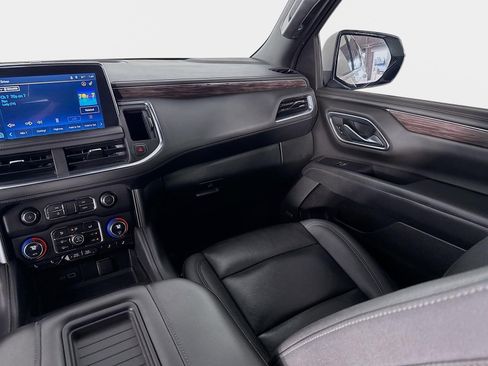 Certified 2023 Chevrolet Suburban LT image 23
