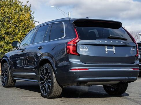 New 2026 Volvo XC90 B6 Plus w/ Protection Package image 5