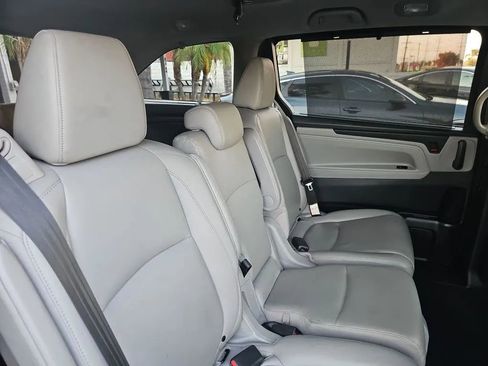 Used 2019 Honda Odyssey Elite image 21