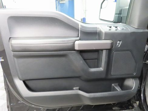 Used 2019 Ford F150 XLT w/ Equipment Group 302A Luxury image 60