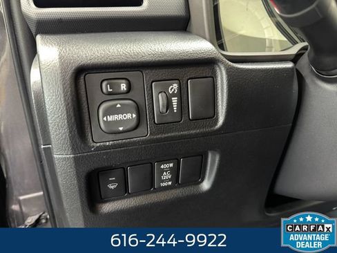 Used 2015 Toyota 4Runner SR5 AWD/4WD image 22