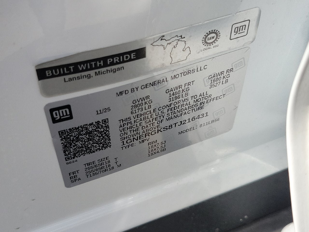 Certified 2026 Chevrolet Traverse LT w/ Driver Confidence Package FWD image 32