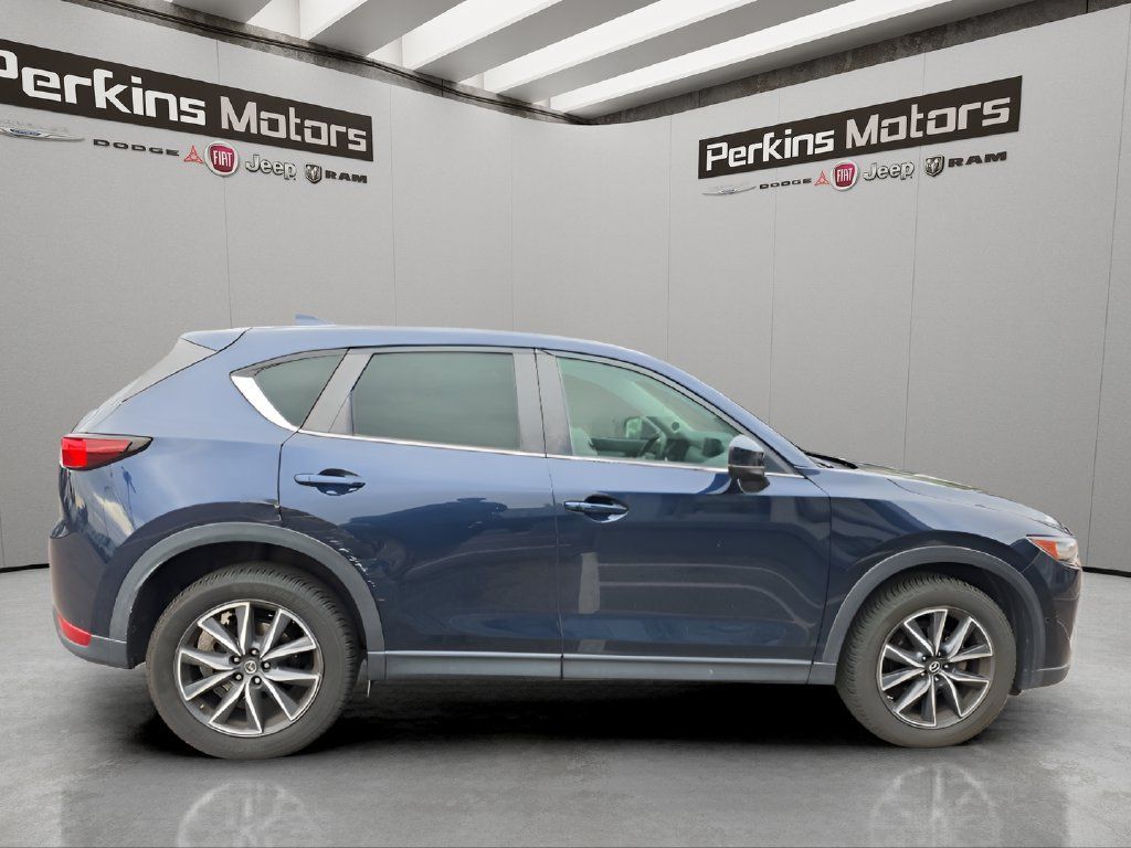 Used 2018 MAZDA CX-5 Touring w/ Preferred Equipment Package FWD image 6