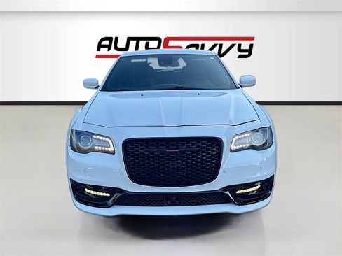 Used 2023 Chrysler 300 S w/ Comfort Group image 2