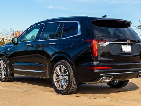 New 2025 Cadillac XT6 Premium Luxury w/ Platinum Package image 5