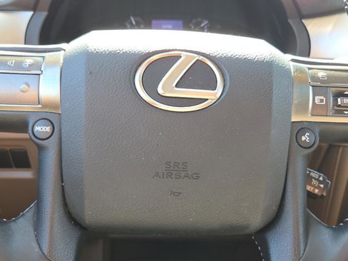 Used 2018 Lexus GX 460 Premium w/ Premium Package image 37