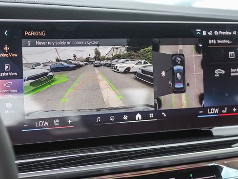 New 2026 BMW 740i w/ Premium Package image 17