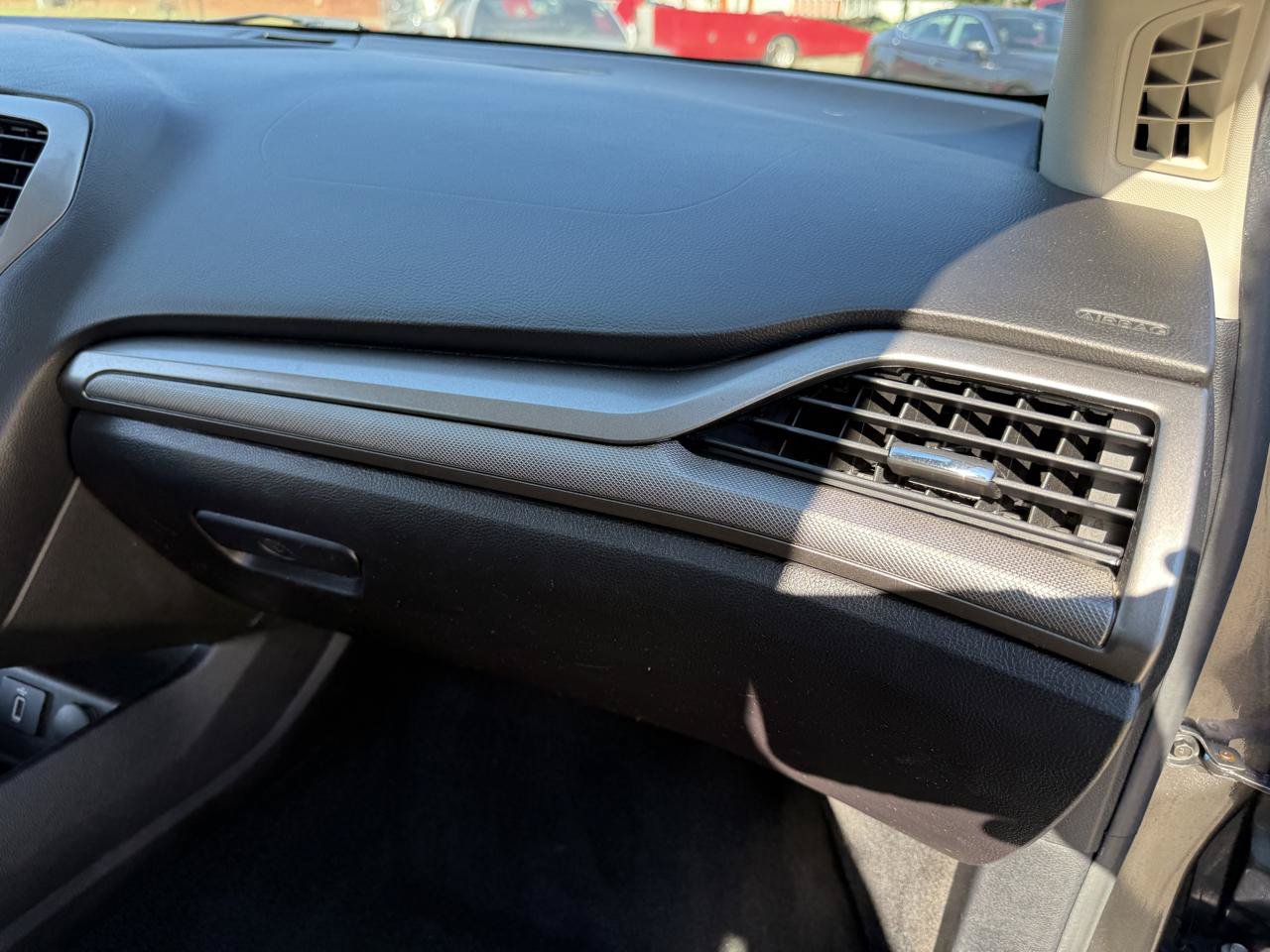 Used 2018 Ford Fusion SE w/ Fusion SE Technology Package FWD image 27