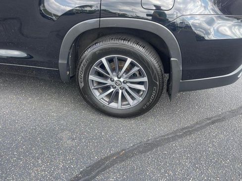 Used 2018 Toyota Highlander XLE AWD/4WD image 4