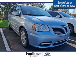 Used 2016 Chrysler Town & Country Touring w/ Driver Convenience Group video 1