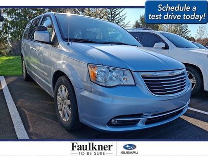 Used 2016 Chrysler Town & Country Touring w/ Driver Convenience Group