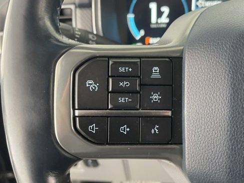 Used 2023 Ford F150 Limited image 40