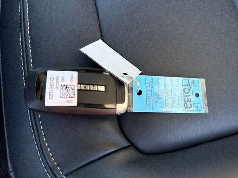 New 2026 Ford Bronco Badlands AWD/4WD image 28